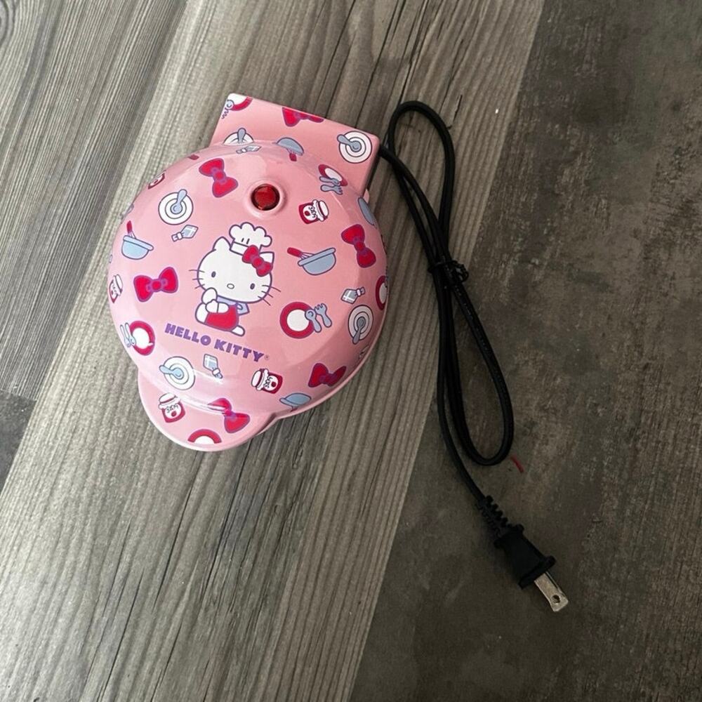 sanrio hello kitty pink waffle maker